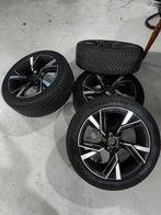 Audi Q3 Sportback Velgen 19 inch met Allseasonbanden, Ophalen, Gebruikt, Audi