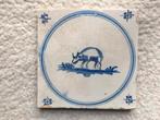 oude tegel van vroeger met dier moose hert. 13 x 13 cm, Antiek en Kunst, Verzenden
