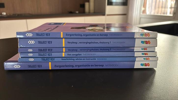 Boeken verzorgende IG niveau 3, Boeken, Schoolboeken, Zo goed als nieuw, Huishoudkunde of Verzorging, Overige niveaus, Ophalen of Verzenden