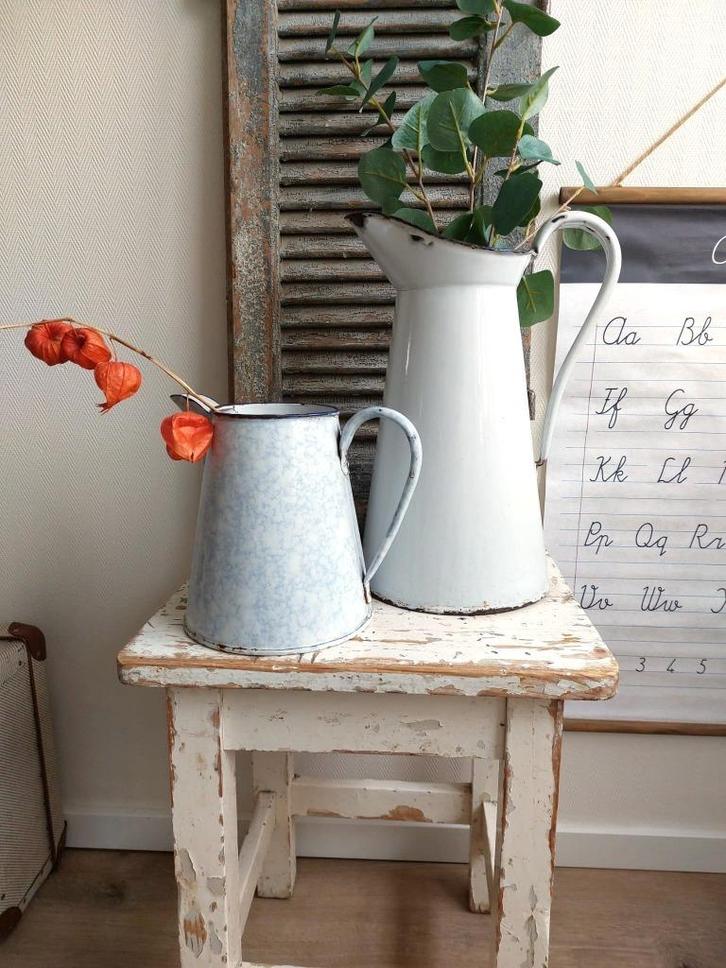 2 Emaille kannen: lampetkan en water/schenk kan, Antiek en Kunst, Antiek | Emaille, Ophalen of Verzenden