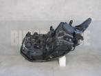 KOPLAMP TOYOTA AURIS 2 II FACELIFT 15-18 81110-02K30 RECHTS, Ophalen of Verzenden, 6 maanden garantie, Gebruikt