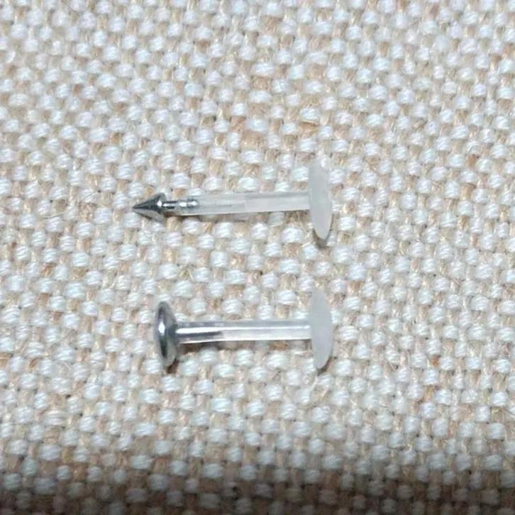 2 Oorbellen voor piercings. Lip- of Labretpiercing, Sieraden, Tassen en Uiterlijk, Piercings, Nieuw, Lip- of Labretpiercing, Overige materialen