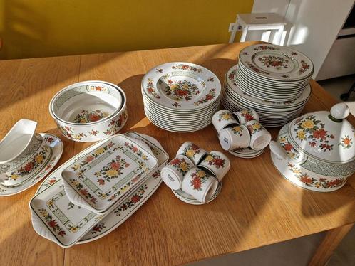 Villeroy & Boch Summerday Compleet Servies, Antiek en Kunst, Antiek | Servies compleet, Ophalen