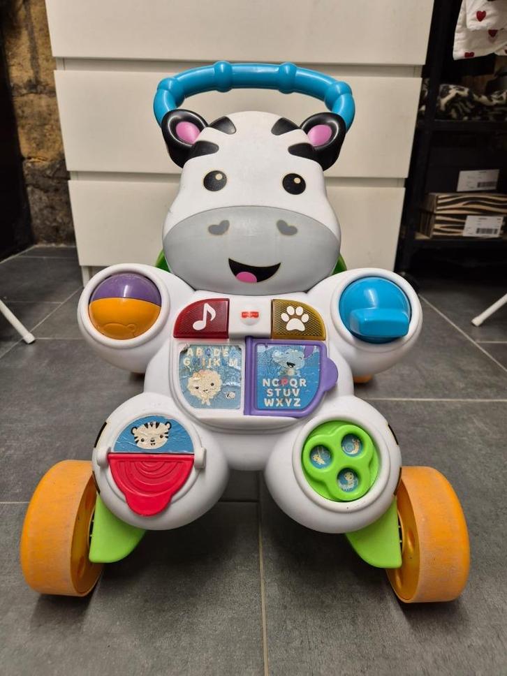 Mooie functionele loopwagen, Kinderen en Baby's, Speelgoed | Babyspeelgoed, Gebruikt, Overige typen, Met wieltjes, Ophalen