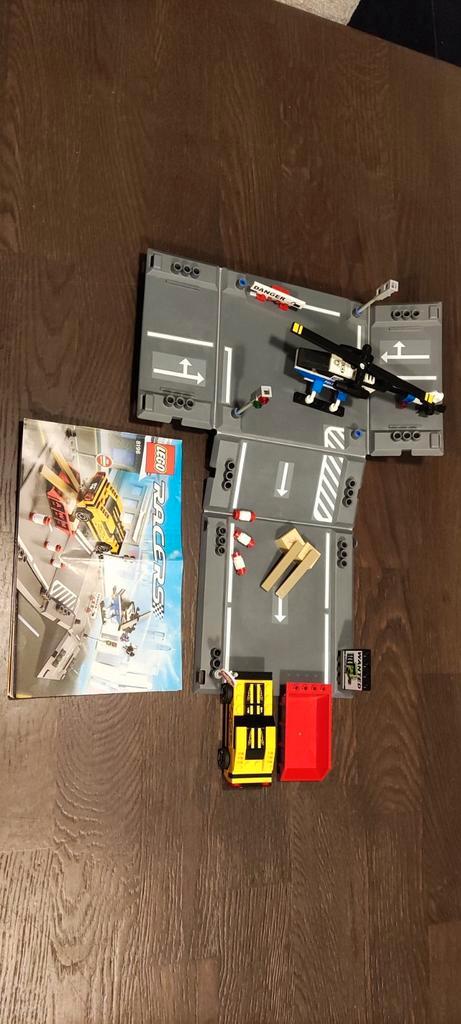 Lego 8196 racers vliegtuig raceauto politie circuit parcours, Kinderen en Baby's, Speelgoed | Duplo en Lego, Zo goed als nieuw