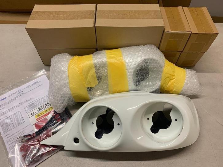 RE-Amemiya led achterlichten set FRP Carbon - Mazda Rx8 RX-8, Auto diversen, Tuning en Styling, Ophalen of Verzenden