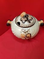 Vintage wijn of cocktail terrine met Druivenmotief, Gebruikt, Ophalen of Verzenden, Schaal of Schalen, Overige stijlen