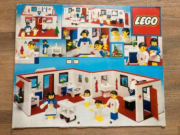 Lego vintage ziekenhuis 231 2x beschikbaar voor biedingen