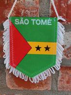São Tomé 1980 prachtige vintage vaan, Diversen, Vlaggen en Wimpels, Ophalen of Verzenden