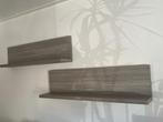 Te koop 2 Wandplanken grijs, Huis en Inrichting, Woonaccessoires | Wandplanken en Boekenplanken, Ophalen, Zo goed als nieuw