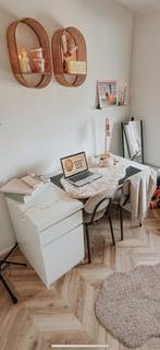 IKEA bureau MALM, Huis en Inrichting, Bureaus, Ophalen, Zo goed als nieuw