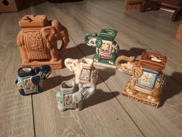 Leuke lot van 6 keramische olifanten  beschikbaar voor biedingen