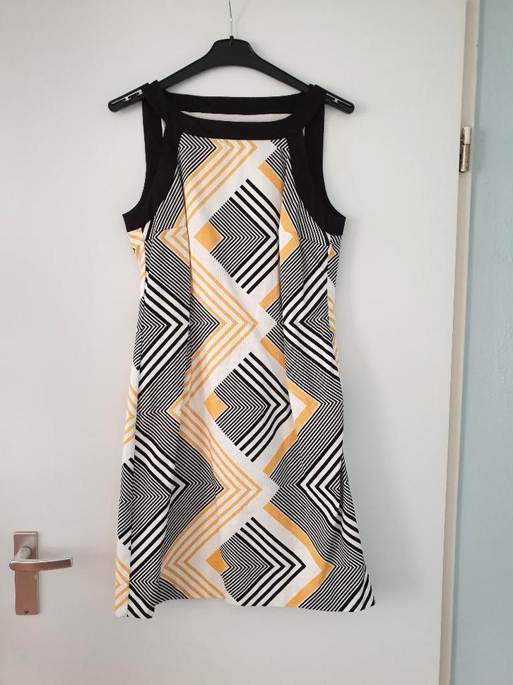 Expresso Jurk maat 36 valt klein als XS, Kleding | Dames, Jurken, Zo goed als nieuw, Maat 34 (XS) of kleiner, Zwart, Boven de knie