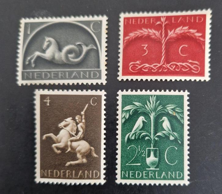 ederland 1943 - nvph 405-411 - Germaanse symbolen, Postzegels en Munten, Postzegels | Nederland, Postfris, Na 1940, Ophalen of Verzenden