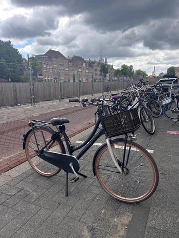 Bicycle - Female (52 frame) Cortina City bike + lock + chain beschikbaar voor biedingen