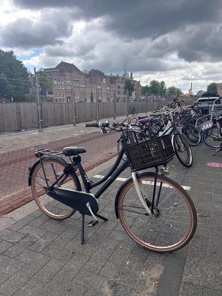 Bicycle - Female (52 frame) Cortina City bike + lock + chain, Fietsen en Brommers, Fietsen | Dames | Omafietsen, Zo goed als nieuw
