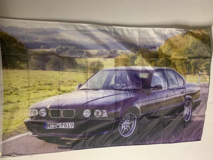 Vlag  bmw e34 deco voor garage werkplaats, Auto diversen, Handleidingen en Instructieboekjes, Ophalen of Verzenden