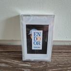 Sticks - En Door - Limited White Cassette, Ophalen of Verzenden, 2000 tot heden, Nieuw in verpakking