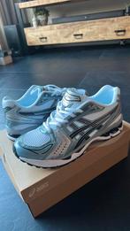 Acics Gel Kayano 14 - White Fjord Grey (nieuw) Maat 43, Sport en Fitness, Loopsport en Atletiek, Ophalen of Verzenden, Nieuw, Hardlopen