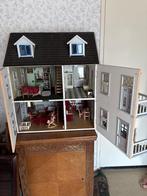 Oud poppenhuis compleet ingericht, Ophalen, Gebruikt, Poppenhuis