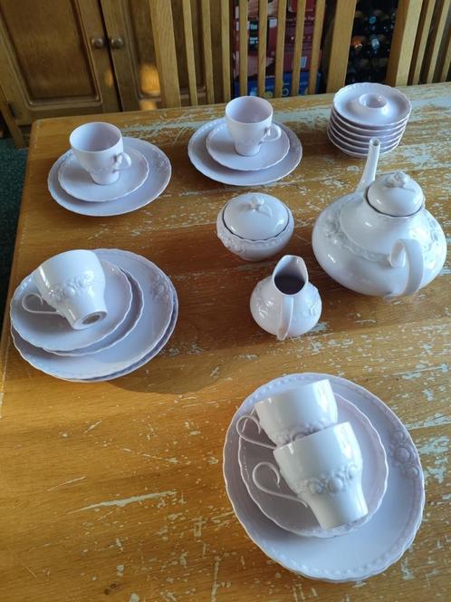 Te Koop Aangeboden::Prachtig Hutschenreuther Ontbijtservies, Antiek en Kunst, Antiek | Servies compleet, Ophalen of Verzenden