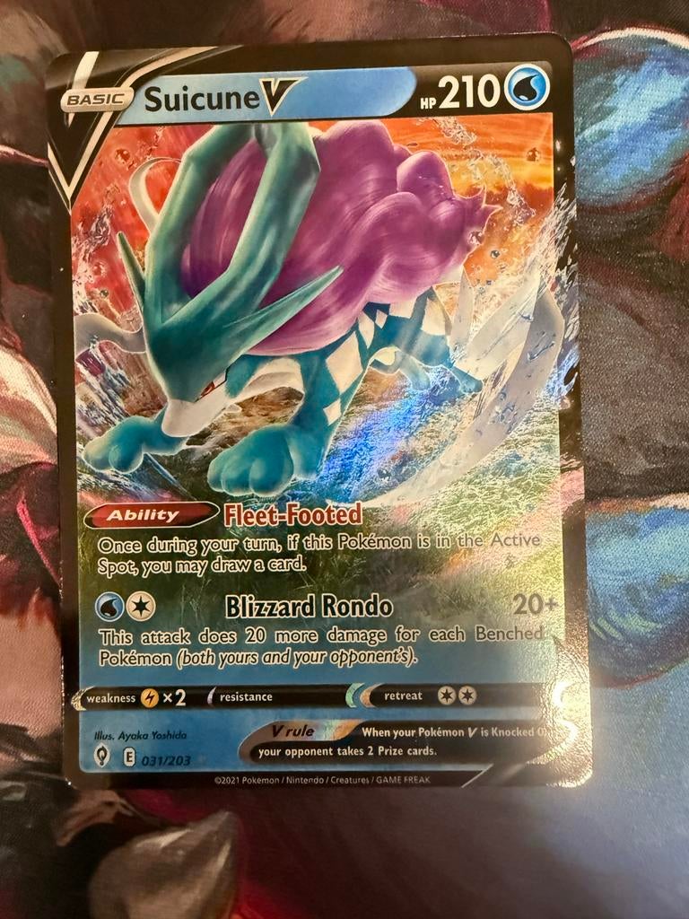 Pokemon Kaart - Suicune V, Ophalen of Verzenden, Zo goed als nieuw, Losse kaart, Foil
