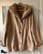 Delmod Suède winterjas maat 40/42, Maat 38/40 (M), Beige, Delmod, Ophalen of Verzenden