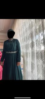 Donkergroen jurkmet steentjes, Kleding | Dames, Gelegenheidskleding, Ophalen of Verzenden, Zo goed als nieuw, Groen, Overige typen