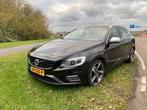 Prachtige Volvo V60 T3 152pk 2016 met Nordic & R-design, 1800 kg, 4 cilinders, 1969 cc, Zwart