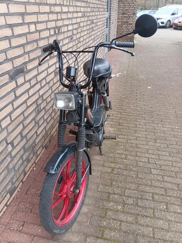 Tomos brommer, Fietsen en Brommers, Brommers | Tomos, Gebruikt, Standard, Ophalen