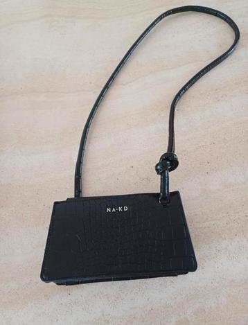 Zwart NA-KD tasje beschikbaar voor biedingen