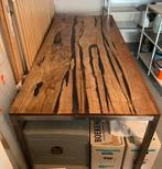 Houten tafel met resin details en stalen onderstel, Ophalen, Gebruikt, 50 tot 100 cm, Vijf personen of meer