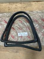 Toyota corolla ke20 voorruit rubber 56121-12070, Ophalen of Verzenden