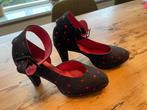 Design schoenen, Kleding | Dames, Schoenen, Pumps, Zwart, Ophalen of Verzenden, Zo goed als nieuw