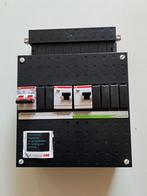 Groepenkast,1 fase hoofdschakelaar en 2 aardlek automaten, Doe-het-zelf en Verbouw, Elektra en Kabels, Ophalen of Verzenden, Zo goed als nieuw