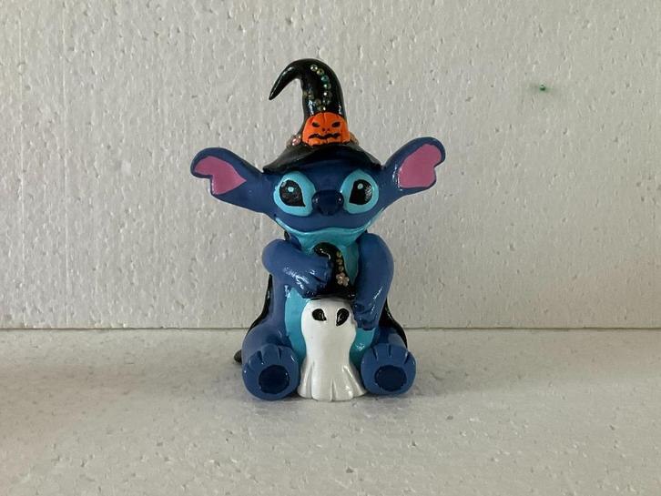 Disney : lilo en Stitch - Stitch Halloween beeldje, Verzamelen, Disney, Zo goed als nieuw, Beeldje of Figuurtje, Overige figuren