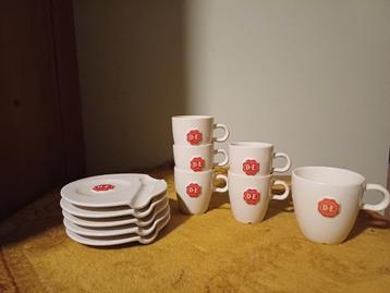 Douwe egberts kop en schotel beschikbaar voor biedingen