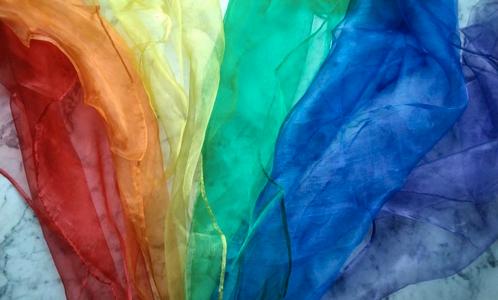 Regenboog dansdoeken speeldoeken montessori waldorf, Kinderen en Baby's, Speelgoed | Educatief en Creatief, Nieuw, Ontdekken, Met licht