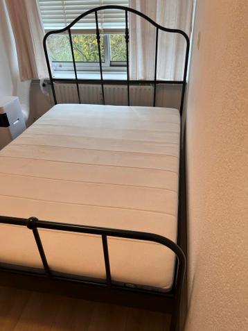 IKEA Sagstua 140x200 bed met Luroy lattenbodem incl matras - afbeelding 2