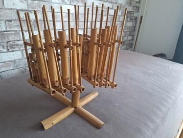 Angklung - Traditioneel Indonesisch Muziekinstrument beschikbaar voor biedingen