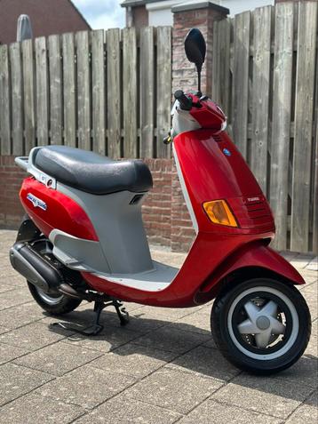 Skr 125cc Nieuwstaat! 4421 KM! Duits! ZGAN! (Tph skipper 125 beschikbaar voor biedingen