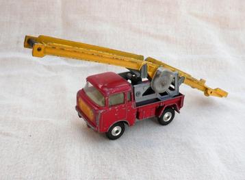 Corgi toy 64 Jeep fwc 150 met transport band . schaal 1/48. beschikbaar voor biedingen