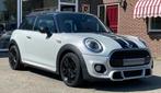 Mini Mini 1.5 Cooper Chili Serious Business / KING'S CROSS /, Voorwielaandrijving, Gebruikt, 4 stoelen, Leder en Stof