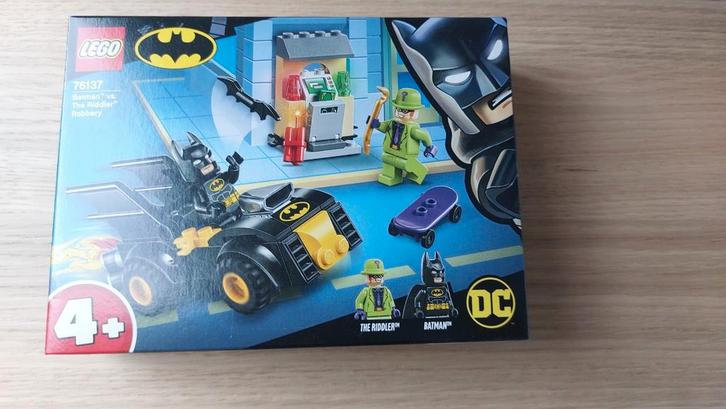 Batman Lego: 76137 Batman vs The Riddler Robbery, Kinderen en Baby's, Speelgoed | Duplo en Lego, Nieuw, Ophalen of Verzenden