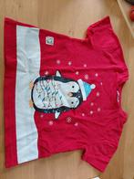 Leuk kerst shirt met pinguïn maat 110cm, Jongen of Meisje, Ophalen of Verzenden, Zo goed als nieuw, Shirt of Longsleeve