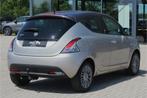 Lancia Ypsilon 0.9 TwinAir Platinum AUTOMAAT LEER NAVI, Auto's, Lancia, Euro 5, 86 pk, Gebruikt, 750 kg