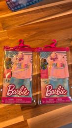 2 setjes barbie kleding malibu uit amerika nieuw, Ophalen of Verzenden, Zo goed als nieuw