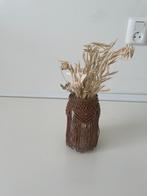 Macrame decoratie vaasje, Ophalen of Verzenden, Zo goed als nieuw, Glas, Minder dan 50 cm
