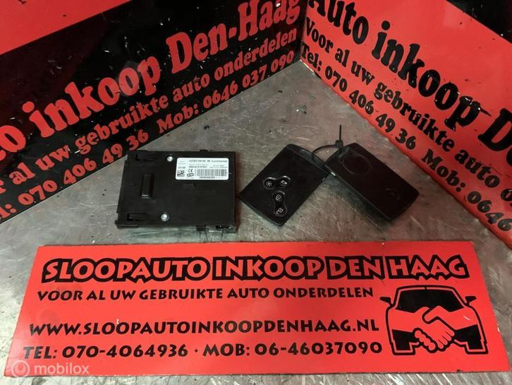 Renault Megane ('07-'15) Kaartlezer + Sleutel - 285909828R, Auto-onderdelen, Klein materiaal, Gebruikt, Ophalen of Verzenden