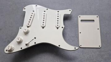 Fender slagplaat met elementen en electronica (MEX) beschikbaar voor biedingen